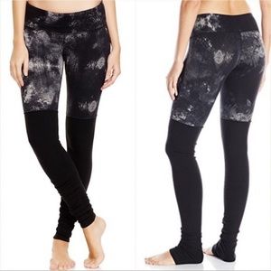 Alo “goddess” leggings - M